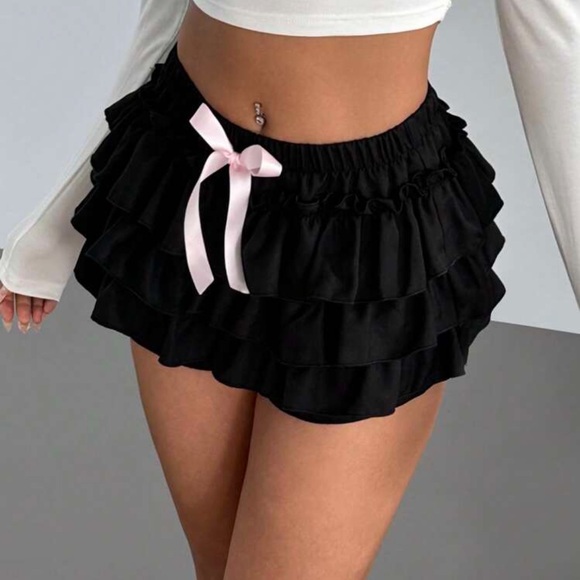 Aloruh Women's  Chic Pink Bowknot Decor Ruffle Trim Low Waist Booty Shorts - Picture 4 of 4